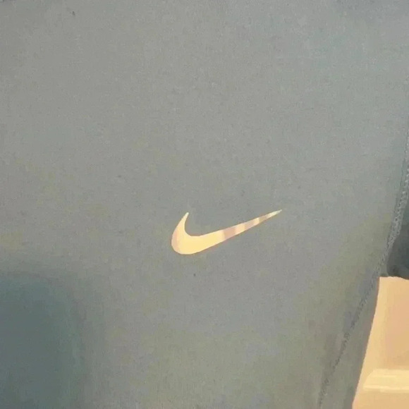 Nike  Dri-Fit Running Top in Size S - Picture 2 of 5